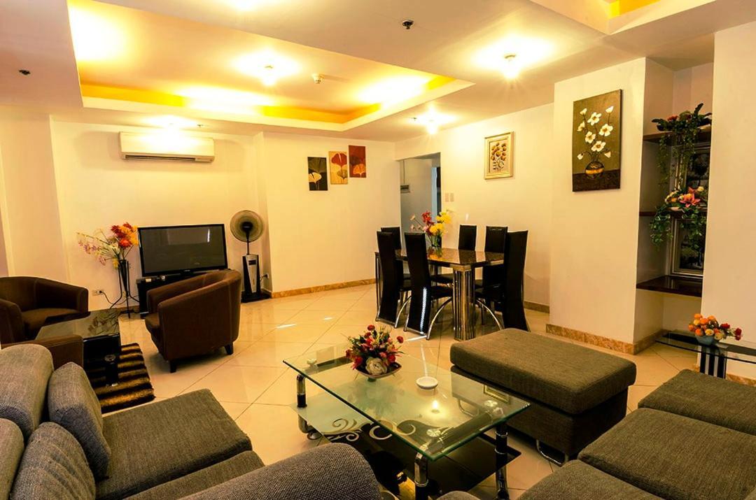 Jmm Grand Suites Манила Екстериор снимка