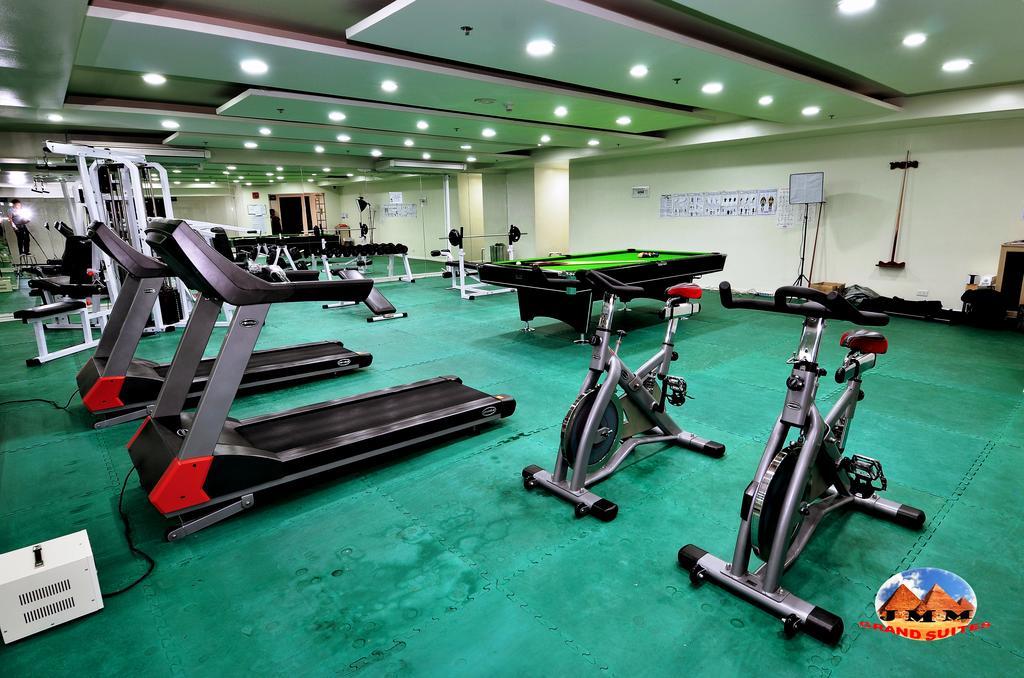 Jmm Grand Suites Манила Екстериор снимка